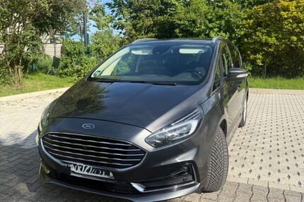 Ford S-Max 98.000 km 17.900 &euro; Menden 58708