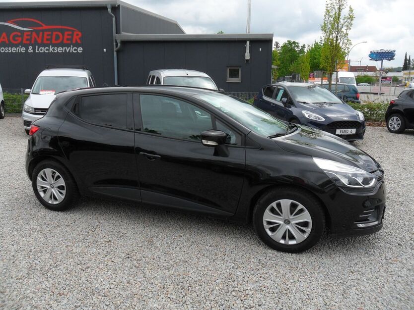 Renault Clio 113.200 km 7.450 € Landshut 84030