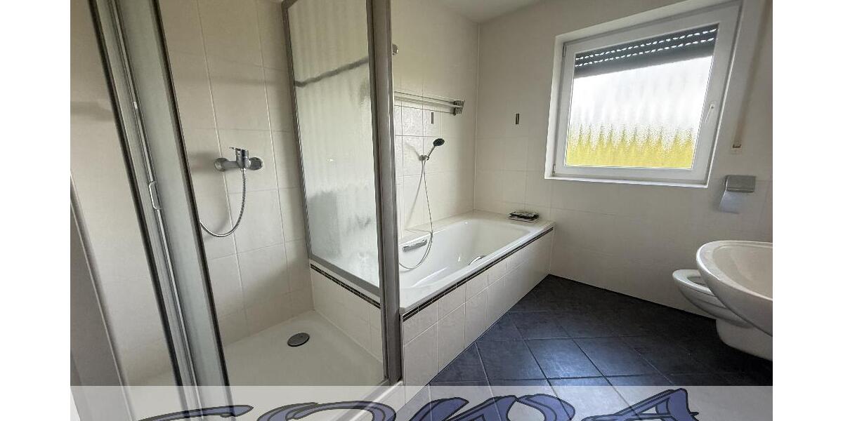 Gepflegtes, einzugsbereites Haus mit Keller, Doppelgarage und Wärmepumpe - Ein Objekt von SOWA Immobilien und Finanzen - Einfamilienhaus Neuburg an der Donau | Angebot:24004431