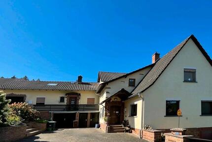 Haus Büdingen - 12 Zimmer, 286 m&sup2;, 399.000&euro; | Angebot:26777628