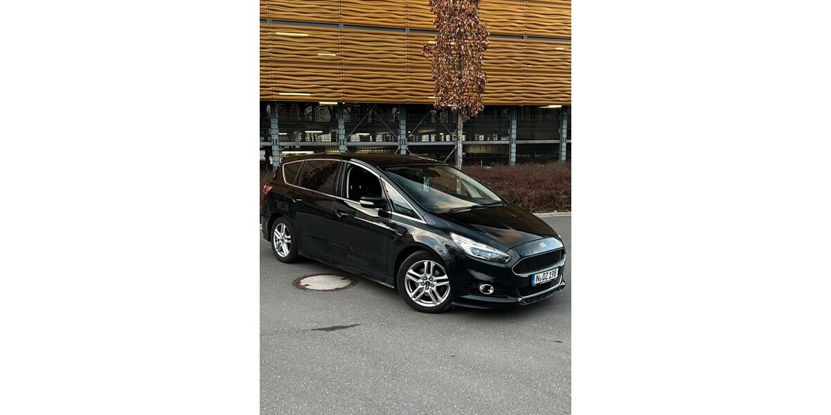 Ford S-Max 215.000 km 10.500 &euro; Nürnberg 90409