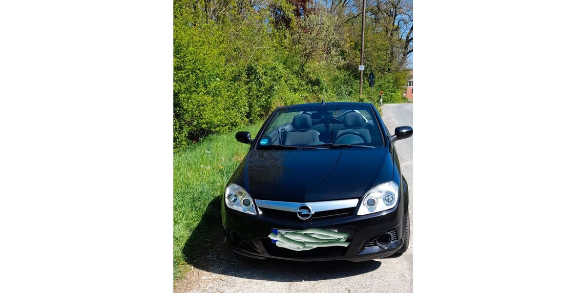 Opel Tigra 85.500 km 3.850 &euro; Lage 32791