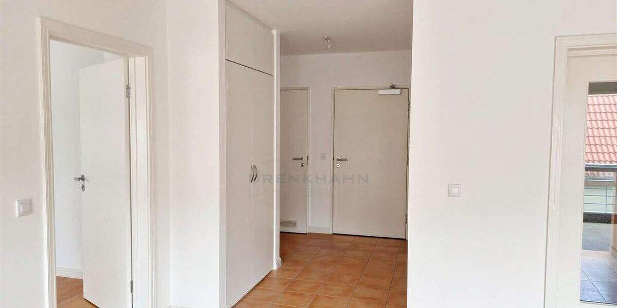 Etagenwohnung Rostock Stadtmitte - 2 Zimmer, 57 m&sup2;, 690&euro; | Angebot:25424476