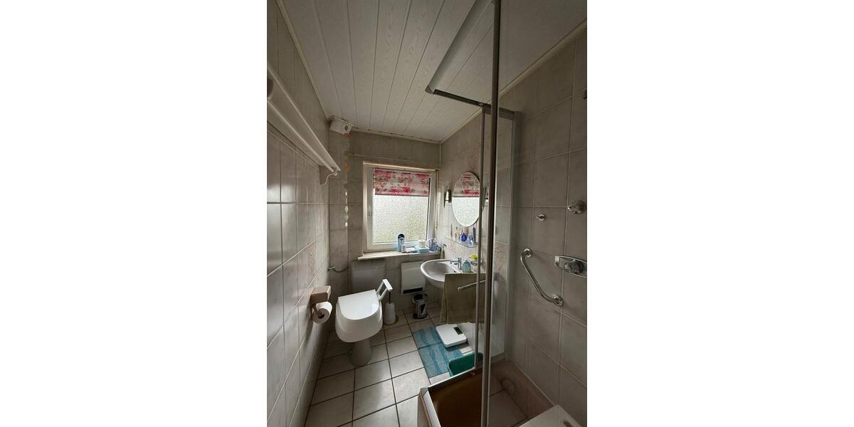 Einfamilienhaus Frielendorf - 10 Zimmer, 160 m&sup2;, 270.000&euro; | Angebot:26485533
