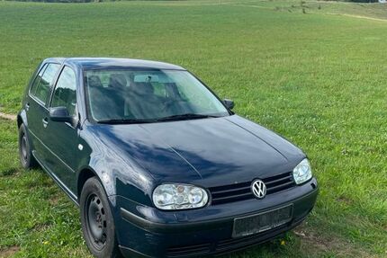 VW Golf 253.379 km 1.750 &euro; Taching am See 83373