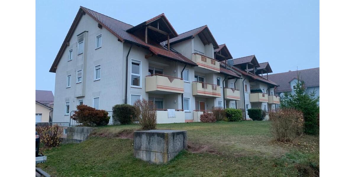 Dachgeschoßwohnung Walldürn - 1 Zimmer, 49 m&sup2;, 398&euro; | Angebot:26649913
