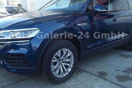 VW Touareg 114.200 km 35.899 &euro; Berlin 12277