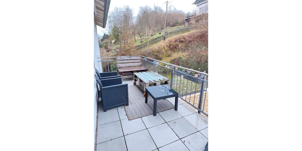 Etagenwohnung Siegen Eiserfeld - 4 Zimmer, 110 m&sup2;, 1.000&euro; | Angebot:25353947