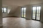 Dachgeschoßwohnung Bendestorf - 4 Zimmer, 119 m&sup2;, 1.600&euro; | Angebot:25273290