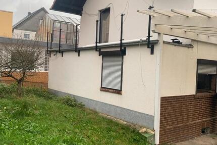 Haus Dautphetal - 8 Zimmer, 180 m&sup2;, 90.000&euro; | Angebot:20972868