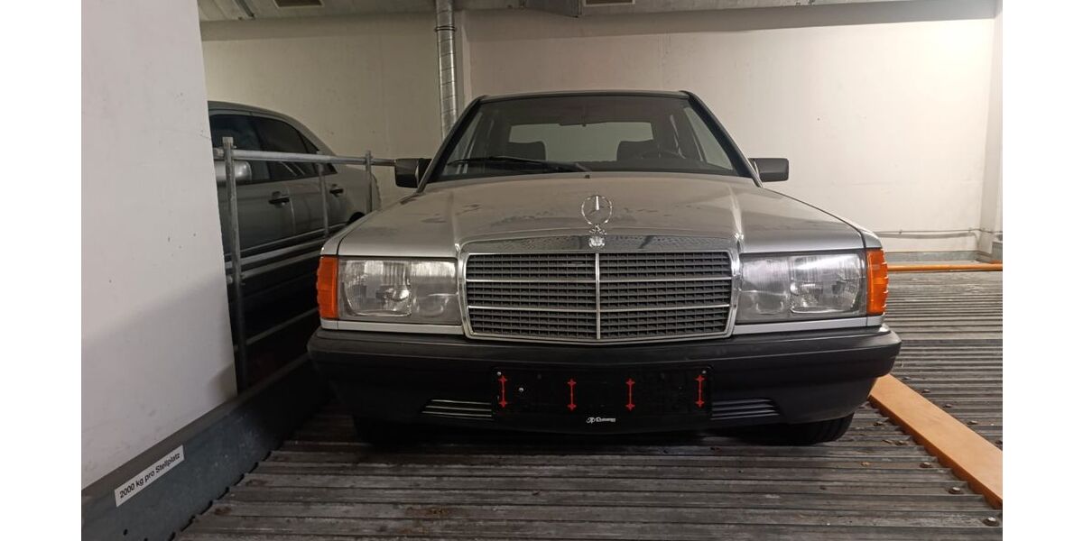 Mercedes-Benz 190 71.000 km 10.900 &euro; Dietzenbach 63128