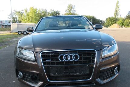 Audi A5 98.500 km 15.700 &euro; Braunschweig 38126