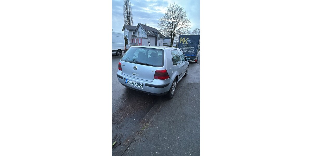 VW Golf 4 90.000 km 5.500 &euro; Wuppertal 42275