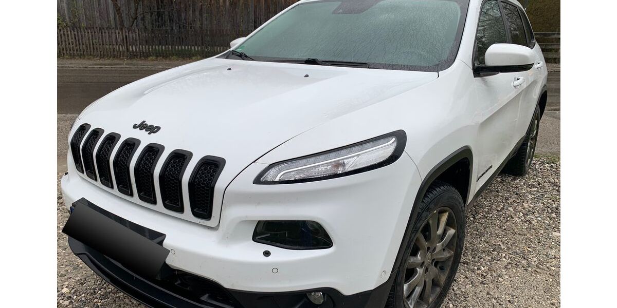 Jeep Cherokee 156.000 km 19.500 &euro; Andechs 82346