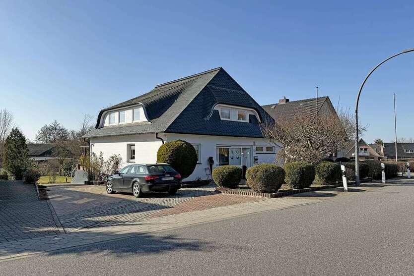 Haus zum Kaufen in Hamburg 779.000 € 205 m²