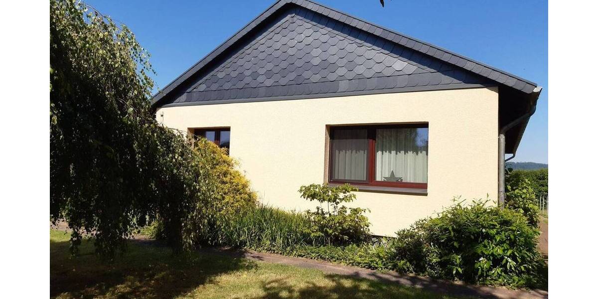 Bungalow Willebadessen - 6 Zimmer, 174 m&sup2;, 299.000&euro; | Angebot:26715376