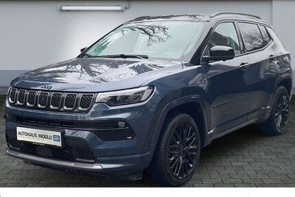 Jeep Compass 74.821 km 20.680 &euro; Rüsselsheim 65428