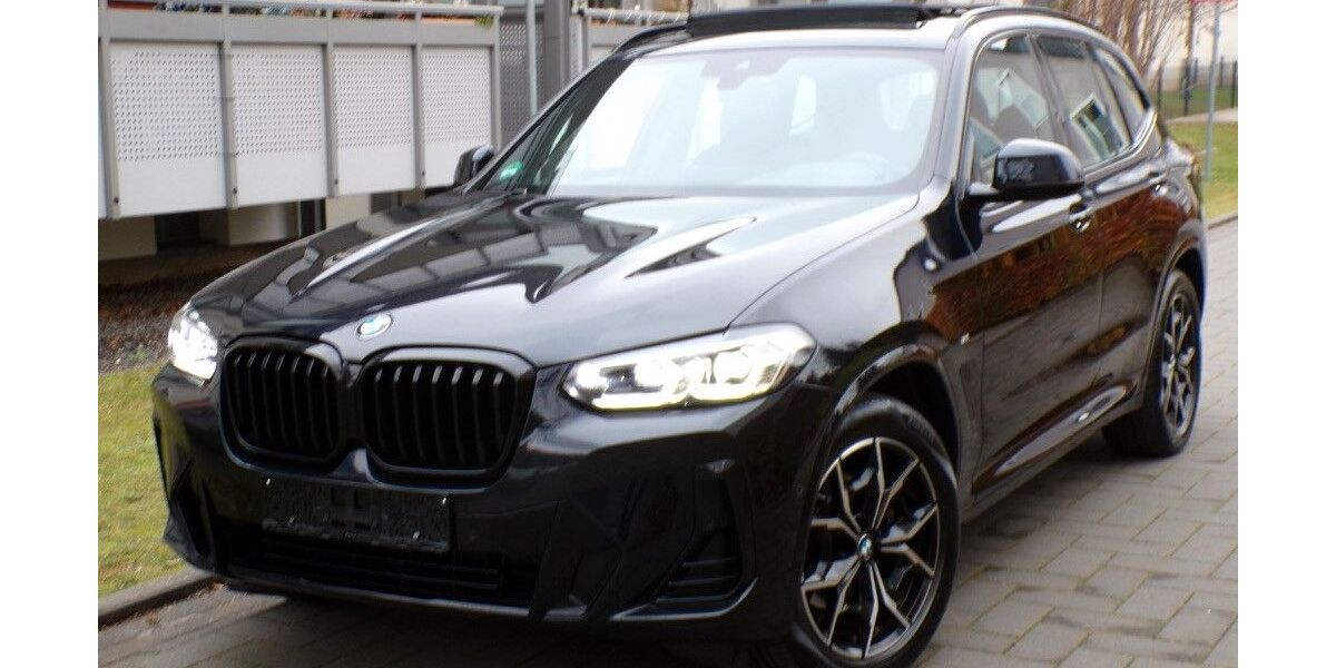 BMW X3 185.000 km 31.840 &euro; Düsseldorf 40468