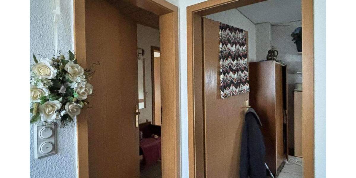 Zweifamilienhaus mit Ausblick - viel Platz für neue Wohnideen 6 zimmer