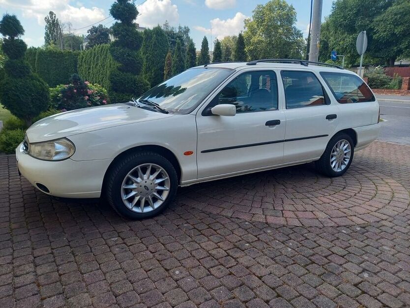 Mondeo