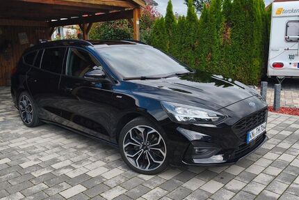 Ford Focus 82.000 km 16.490 € Stockach 78333