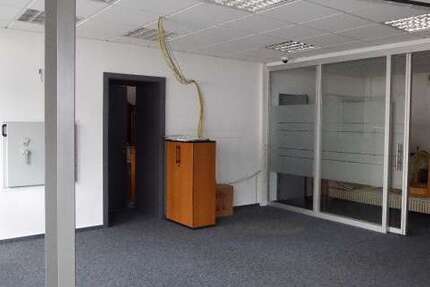 Büro in Villmar-Aumenau 490 € 75 m²