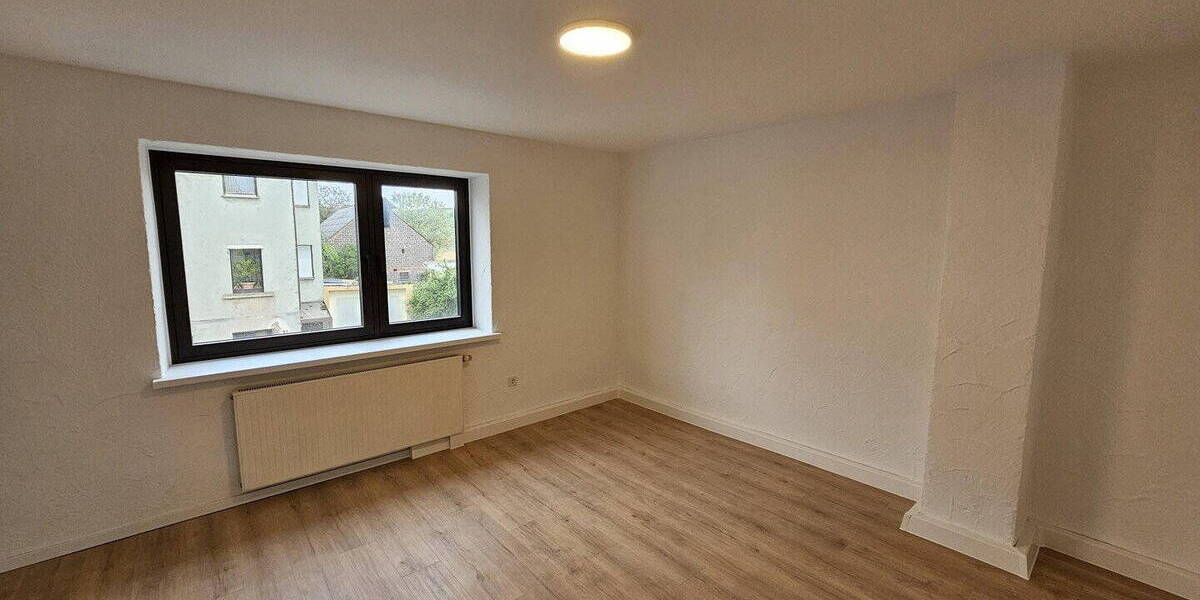 Etagenwohnung Schiffweiler - 2 Zimmer, 47 m&sup2;, 530&euro; | Angebot:26883216