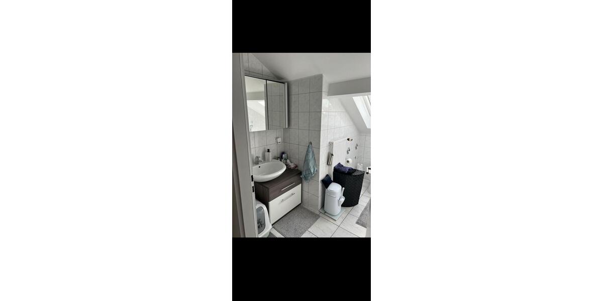 Dachgeschoßwohnung Rosenheim Aising - 3 Zimmer, 65 m&sup2;, 295.000&euro; | Angebot:26762291