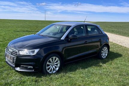 Audi A1 117.701 km 11.800 &euro; Haag 83527