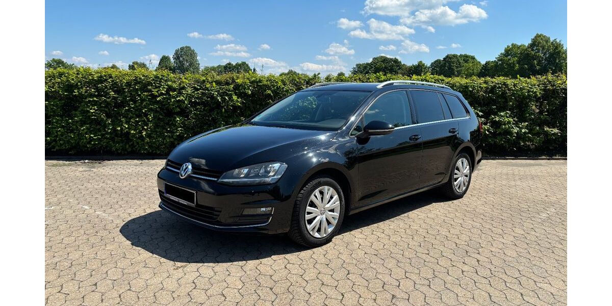 VW Golf 210.000 km 7.900 &euro; Weilerswist 53919