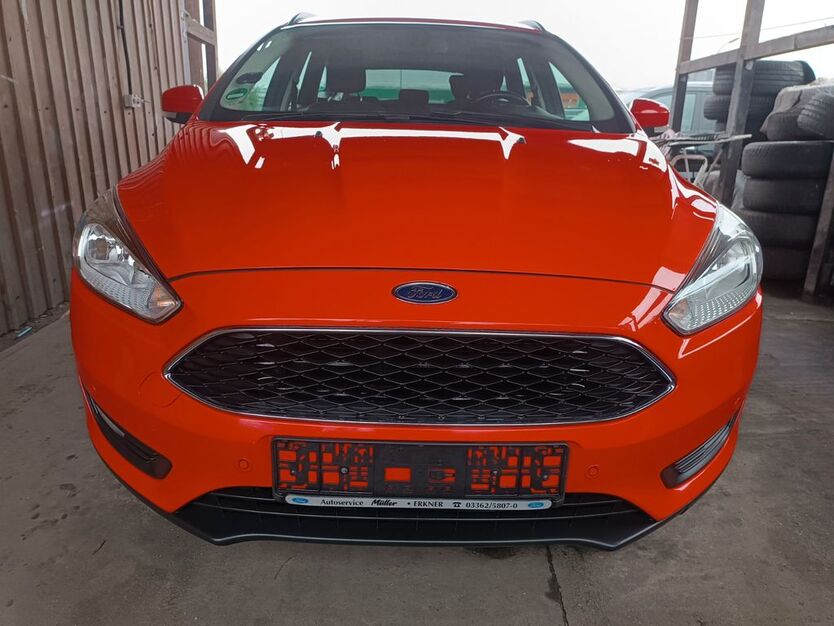 Ford Focus 203.000 km 4.699 € Berlin 13597