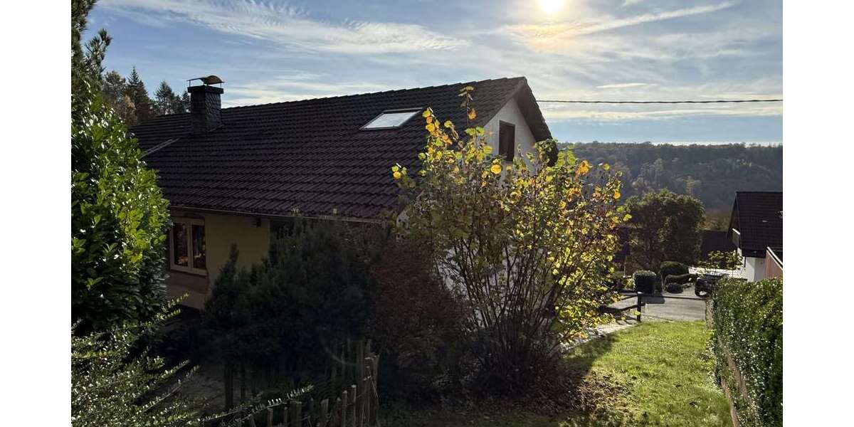 Haus zum Kaufen in KIRCHEN 210.000 € 97 m² 2 zimmer