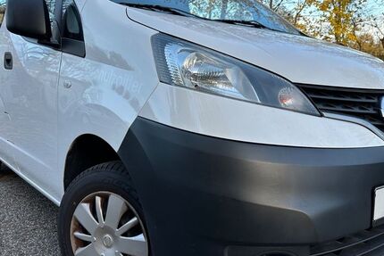 Nissan NV200 118.121 km 9.800 &euro; Hamburg 21079