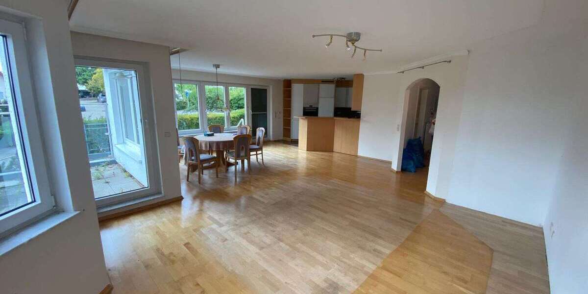 Etagenwohnung Weissach - 4 Zimmer, 122 m&sup2;, 399.000&euro; | Angebot:26387619