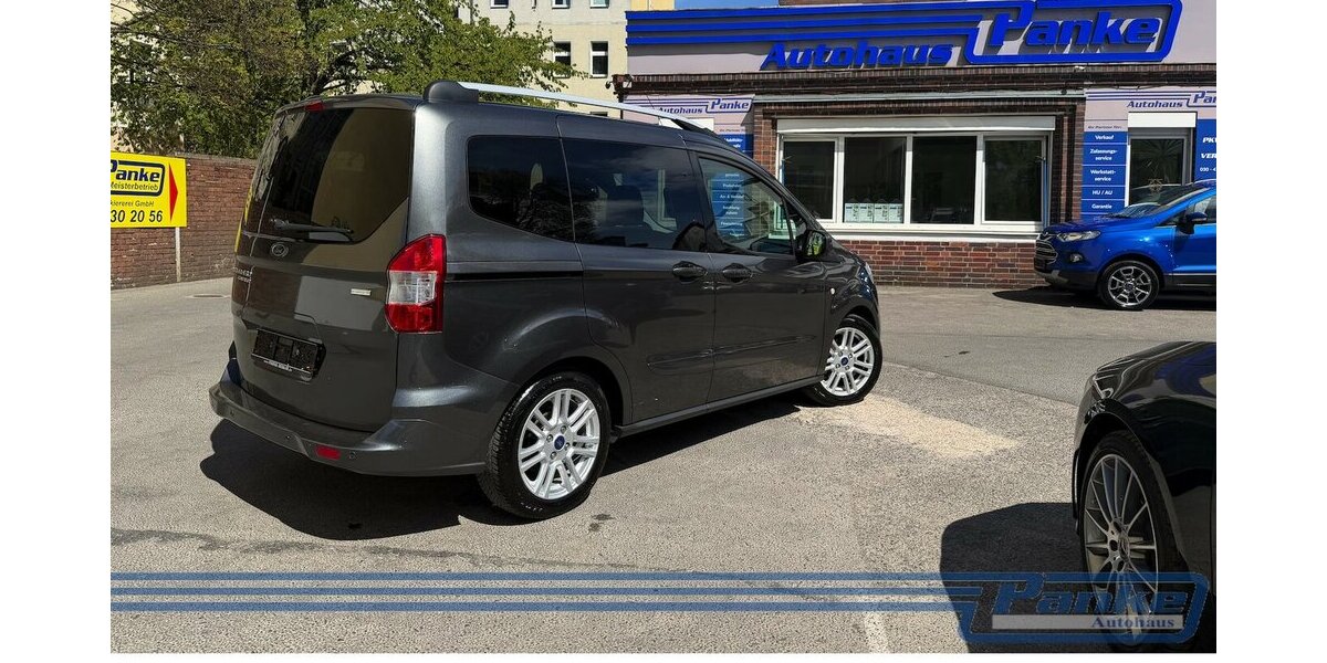 Ford Tourneo Courier Titanium*1-Hand*SHZ*AppLink*USB* 94.810 km 10.600 &euro; Berlin 13187