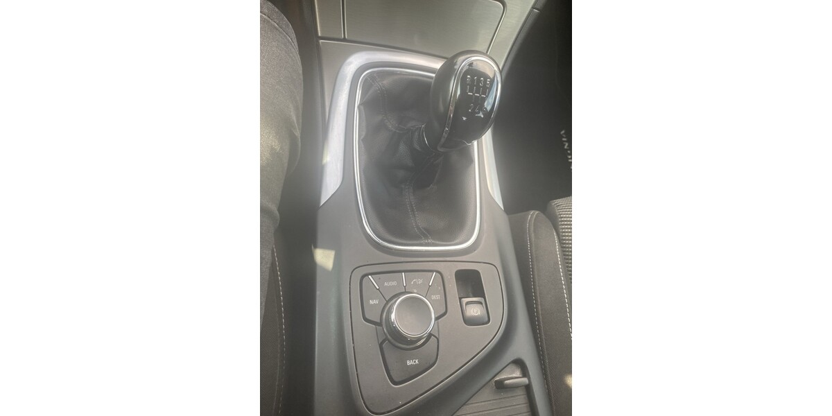 Opel Insignia 114.000 km 6.200 € Lichtenberg 01896