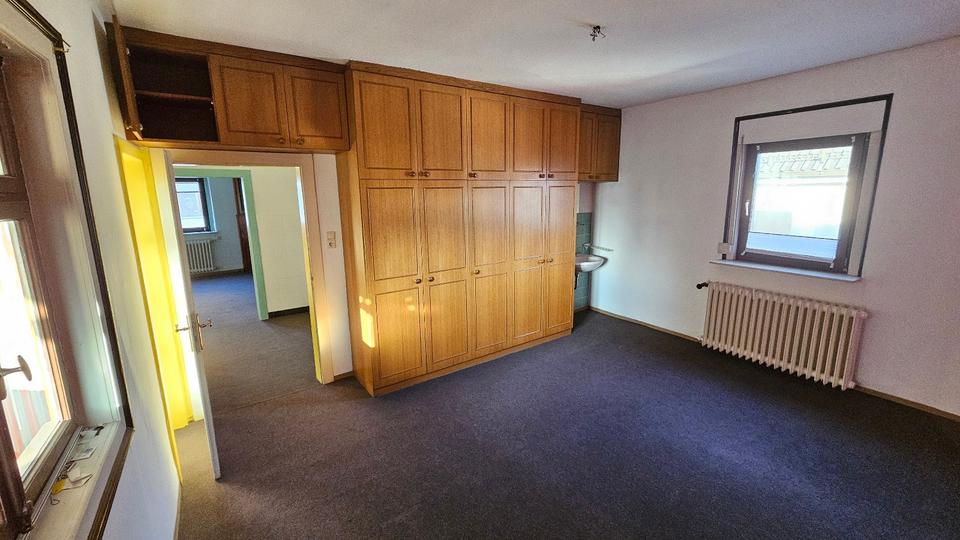 Einfamilienhaus Hösbach - 9 Zimmer, 162 m&sup2;, 360.000&euro; | Angebot:26879364