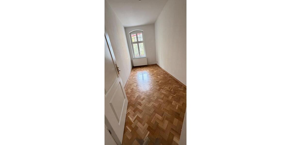 Etagenwohnung Frankfurt (Oder) - 2 Zimmer, 74 m&sup2;, 797&euro; | Angebot:26398623