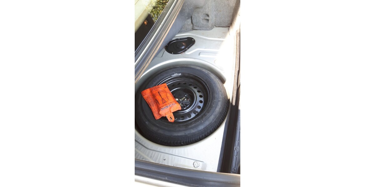 BMW 520i e34 Limosine 250.000 km 2.900 &euro; Mittelstetten 82293