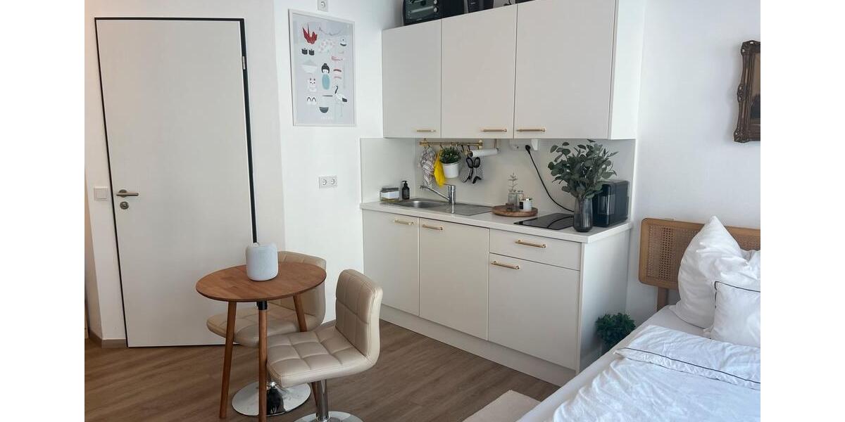 Etagenwohnung Köln Lindenthal - 1 Zimmer, 23 m&sup2;, 995&euro; | Angebot:26407243