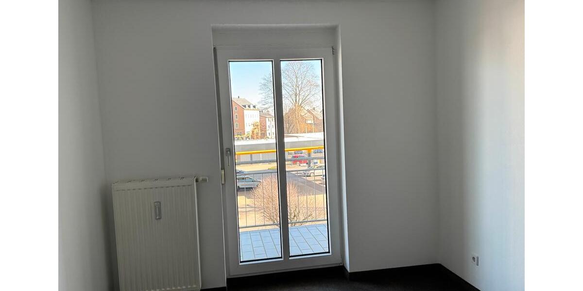 Etagenwohnung Limbach-Oberfrohna Oberfrohna - 3 Zimmer, 80 m&sup2;, 92.000&euro; | Angebot:26987358