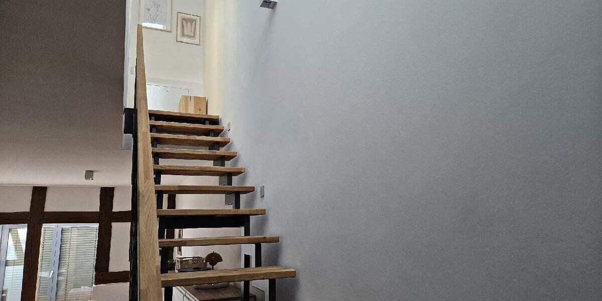 Reihenmittelhaus Troisdorf Sieglar - 3 Zimmer, 98 m&sup2;, 1.550&euro; | Angebot:23973090