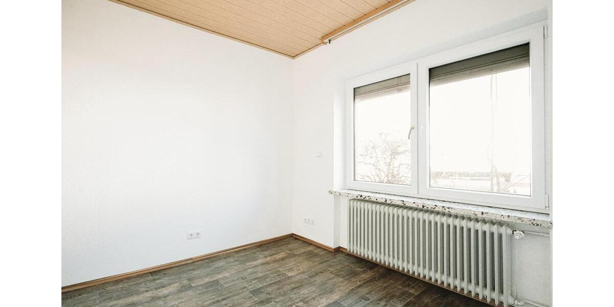 Etagenwohnung Schneverdingen - 5 Zimmer, 123 m&sup2;, 1.200&euro; | Angebot:25793264