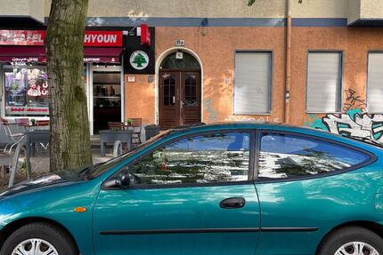 Mazda 323 106.000 km 1.800 &euro; Berlin 13347