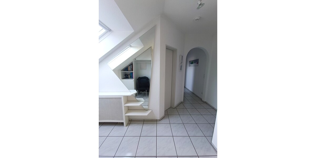 Schöne 3-Zimmer-Dachgeschosswohnung mit zwei Garagen in Senden-Aufheim - 3- Senden Aufheim | Angebot:25391917