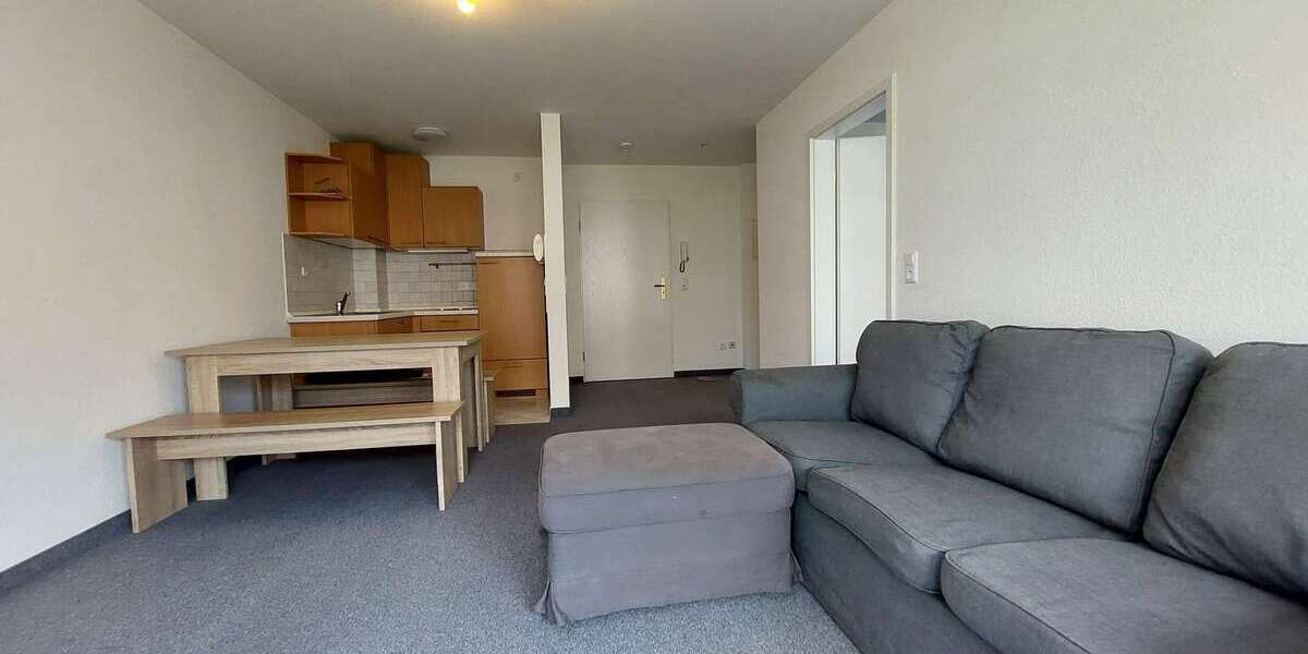 Etagenwohnung Plauen Hammertorvorstadt - 2 Zimmer, 42 m&sup2;, 300&euro; | Angebot:26928888