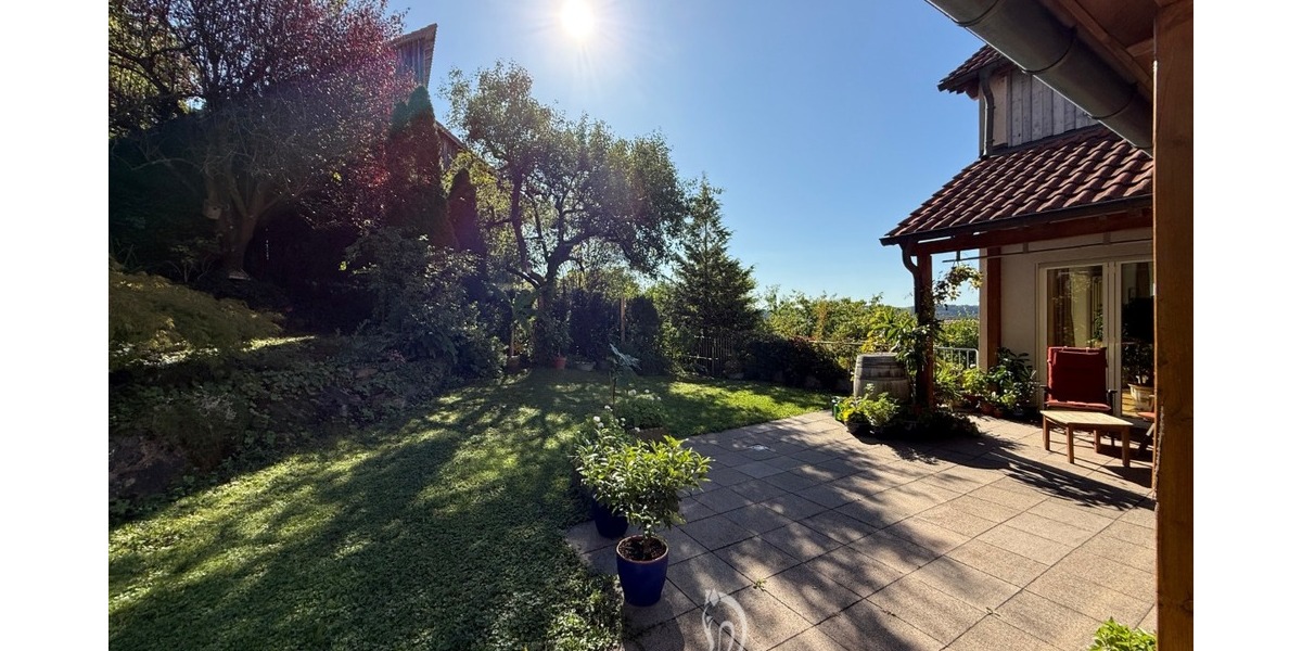*reserviert* Attraktives Architekten-Einfamilienhaus mit Einliegerwohnung und herrlichem Garten - Einfamilienhaus Wertheim | Angebot:27081421