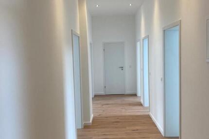 Schöne 4-Zimmer-Wohnung nahe Blücherplatz