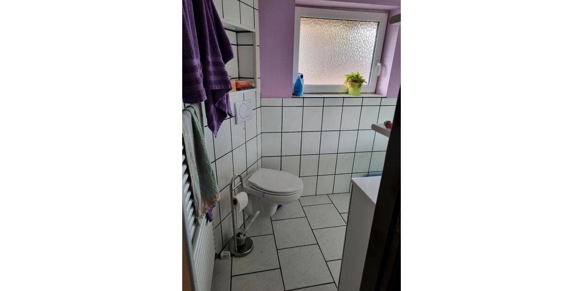 Einfamilienhaus Jever - 7 Zimmer, 190 m&sup2;, 1.400&euro; | Angebot:25898817