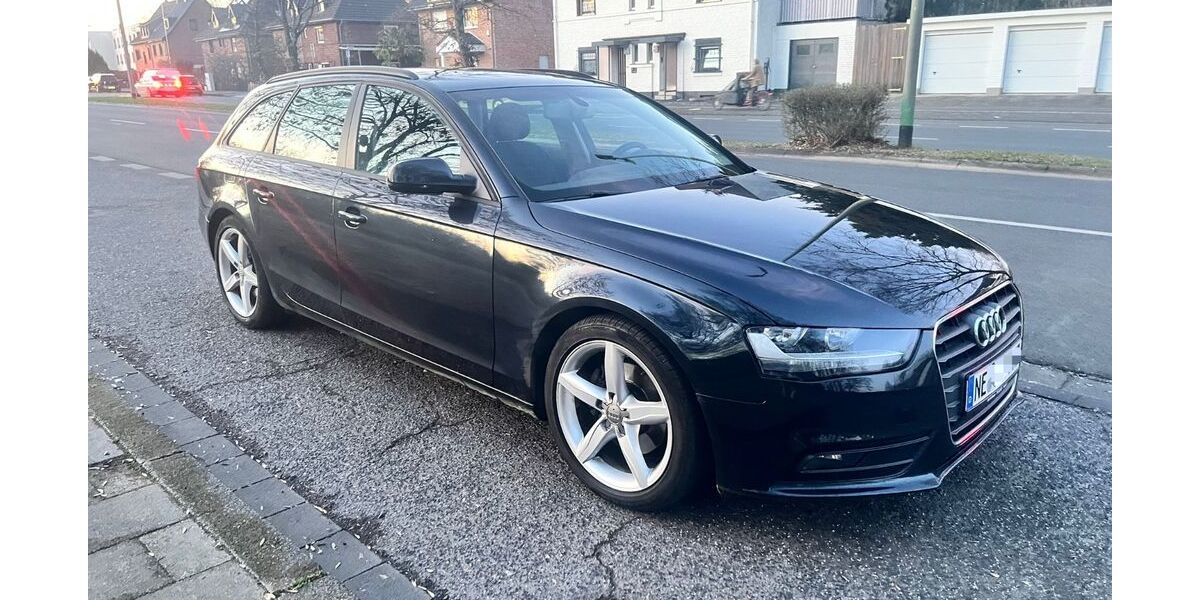 Audi A4 119.500 km 12.750 &euro; Neuss 41460